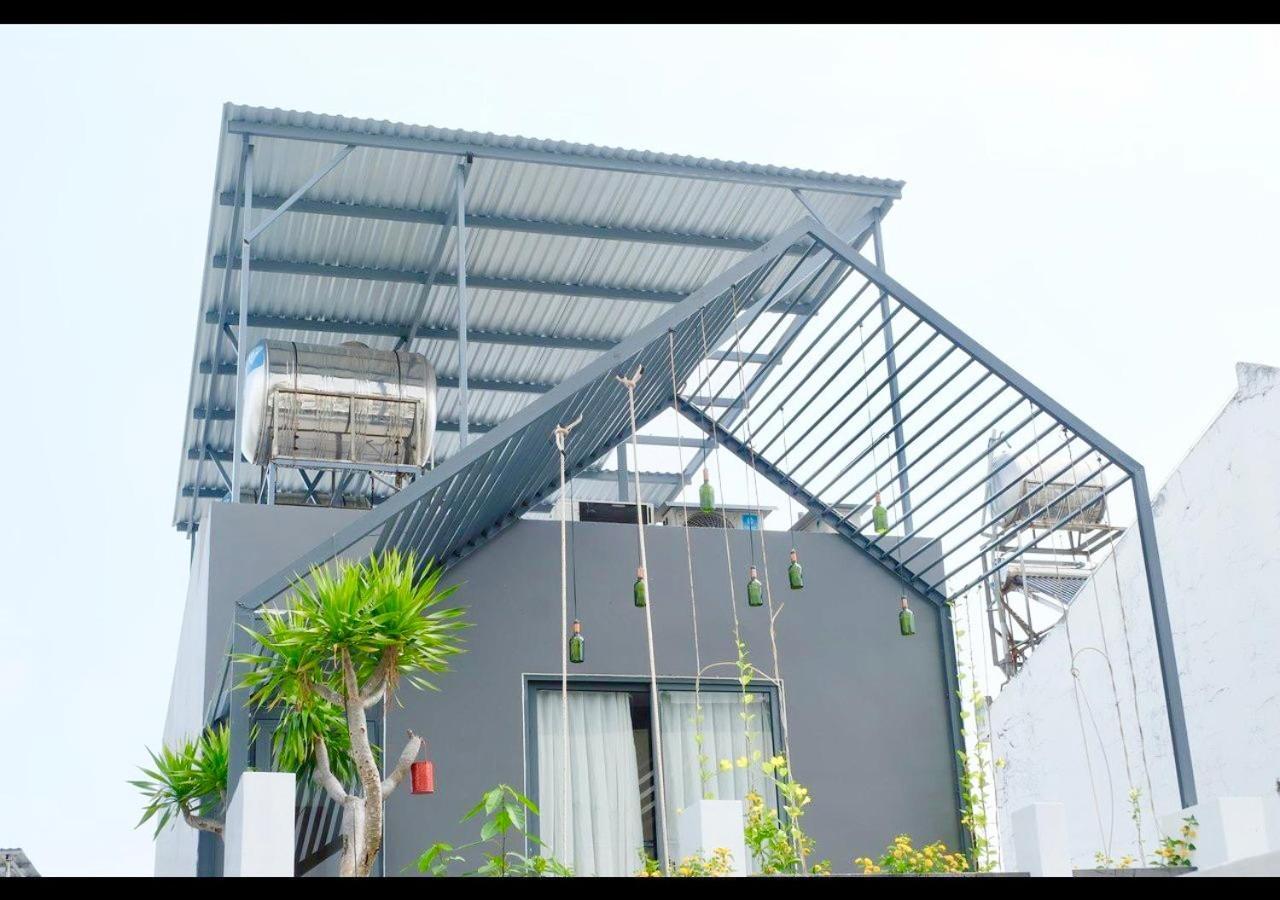 6 Bedroom House - Best Location - 5Mins My Khe Beach Дананг Экстерьер фото