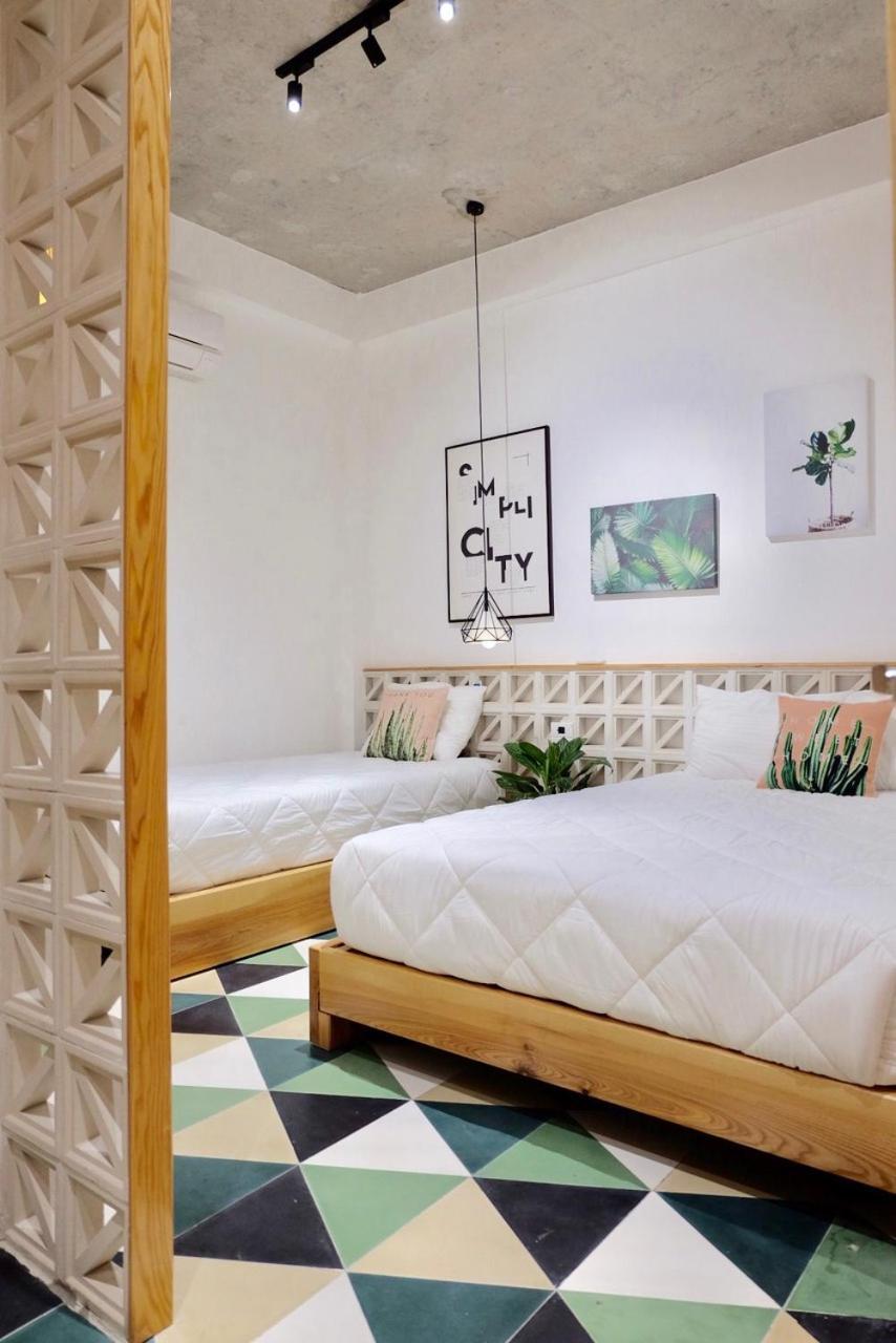 6 Bedroom House - Best Location - 5Mins My Khe Beach Дананг Экстерьер фото